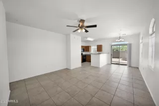 Photo #3: 6559292 Listing