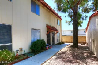 Photo #1: 6559389 Listing 