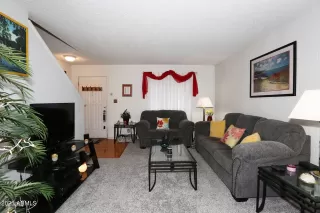 Photo #6: 6559389 Listing 