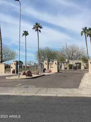 Photo #3: 6559487 Listing 