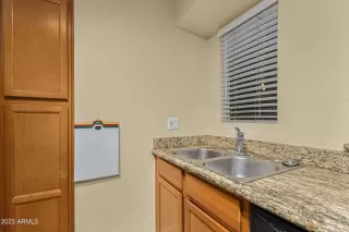 Photo #6: 6559507 Listing