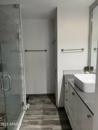 Photo #2: 6559590 Listing 