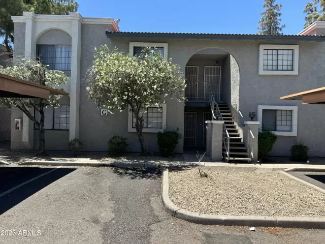 MLS: 6559841 Condo For Sale