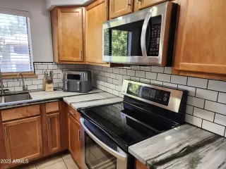 Photo #5: 6559852 Listing