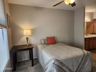 Photo #6: 6559852 Listing