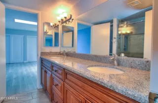 Photo #3: 6559899 Listing 