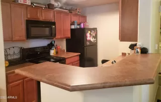 Photo #5: 6559903 Listing