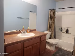 Photo #6: 6559903 Listing