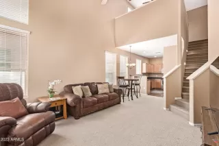 Photo #4: 6559940 Listing 