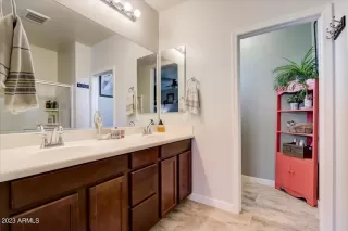 Photo #5: 6560028 Listing