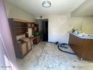 Photo #4: 6560106 Listing