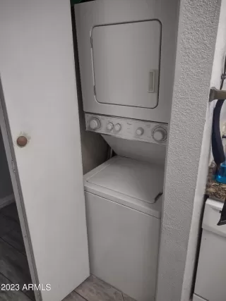 Photo #6: 6560145 Listing