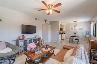 Photo #6: 6560168 Listing 