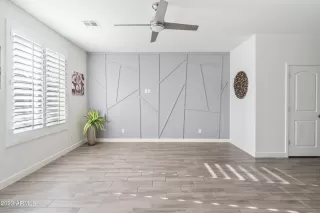 Photo #2: 6560246 Listing