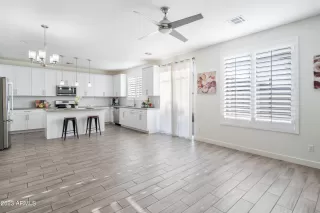 Photo #3: 6560246 Listing