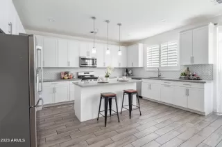 Photo #4: 6560246 Listing