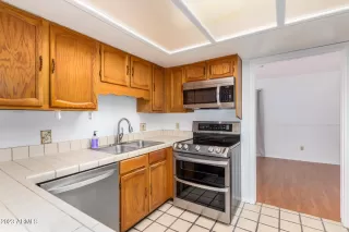 Photo #6: 6560248 Listing