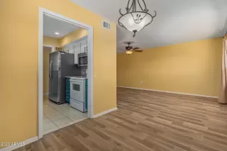 Photo #4: 6560381 Listing 