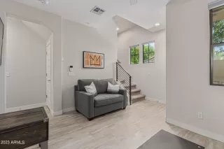 Photo #2: 6560433 Listing 