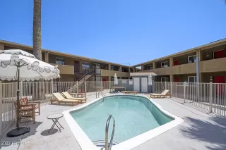 Photo #4: 6560455 Listing