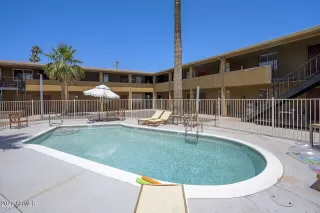 Photo #5: 6560455 Listing