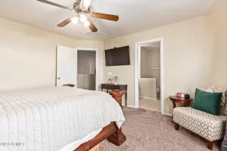 Photo #5: 6560812 Listing