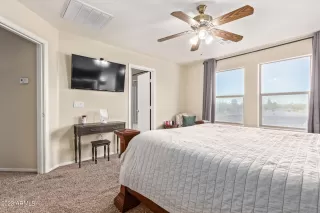 Photo #6: 6560812 Listing