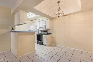 Photo #6: 6560847 Listing 