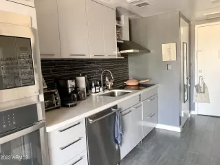 Photo #1: 6560888 Listing