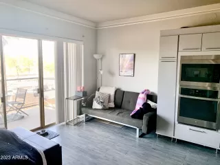 Photo #3: 6560888 Listing