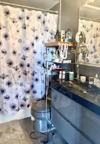 Photo #4: 6560888 Listing