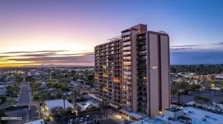 Photo #5: 6560888 Listing