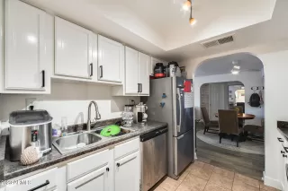 Photo #2: 6560893 Listing 