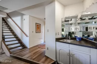 Photo #3: 6560913 Listing