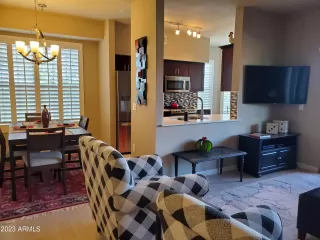 Photo #6: 6560950 Listing