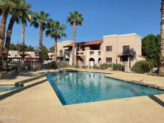 Photo #2: 6560975 Listing 