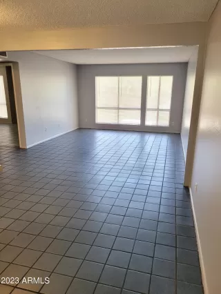 Photo #4: 6561102 Listing