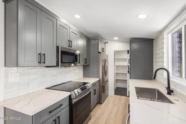 MLS: 6561351 Condo For Sale