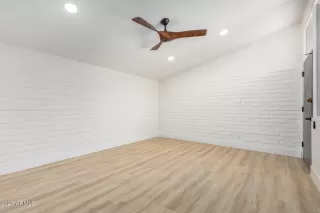 Photo #4: 6561351 Listing 