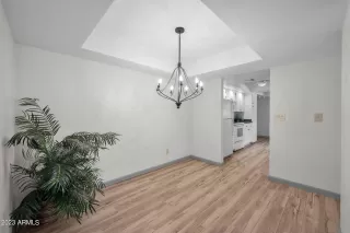 Photo #6: 6561608 Listing 