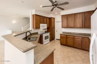 Photo #2: 6561723 Listing 