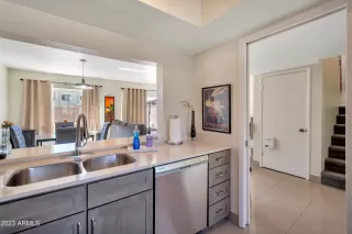 Photo #6: 6561751 Listing 