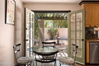 Photo #3: 6561871 Listing