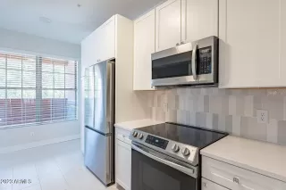 Photo #2: 6561912 Listing