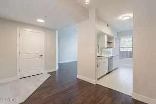 Photo #5: 6561912 Listing