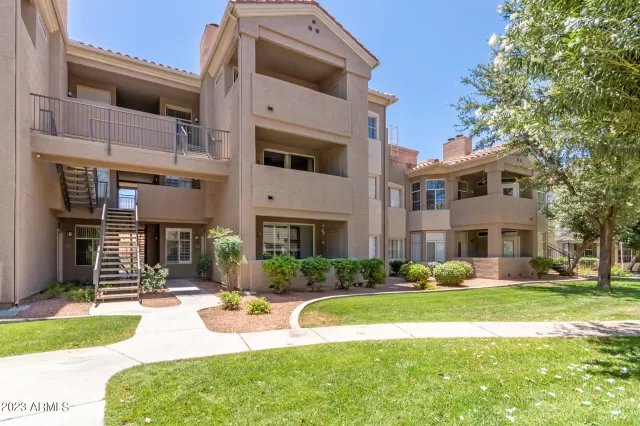 MLS: 6561935 Condo For Sale