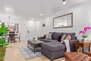 Photo #1: 6561968 Listing 