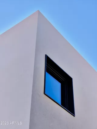 Photo #2: 6561972 Listing