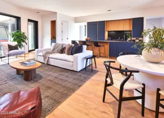 Photo #5: 6561972 Listing