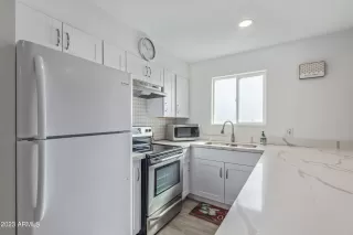 Photo #4: 6562265 Listing 